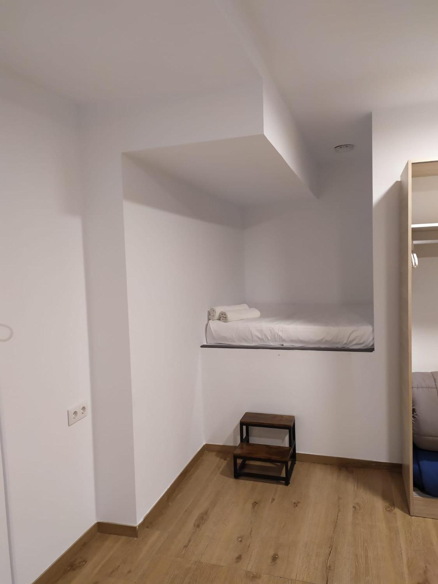 Beach & Arts Hostel Valencia Kültér fotó